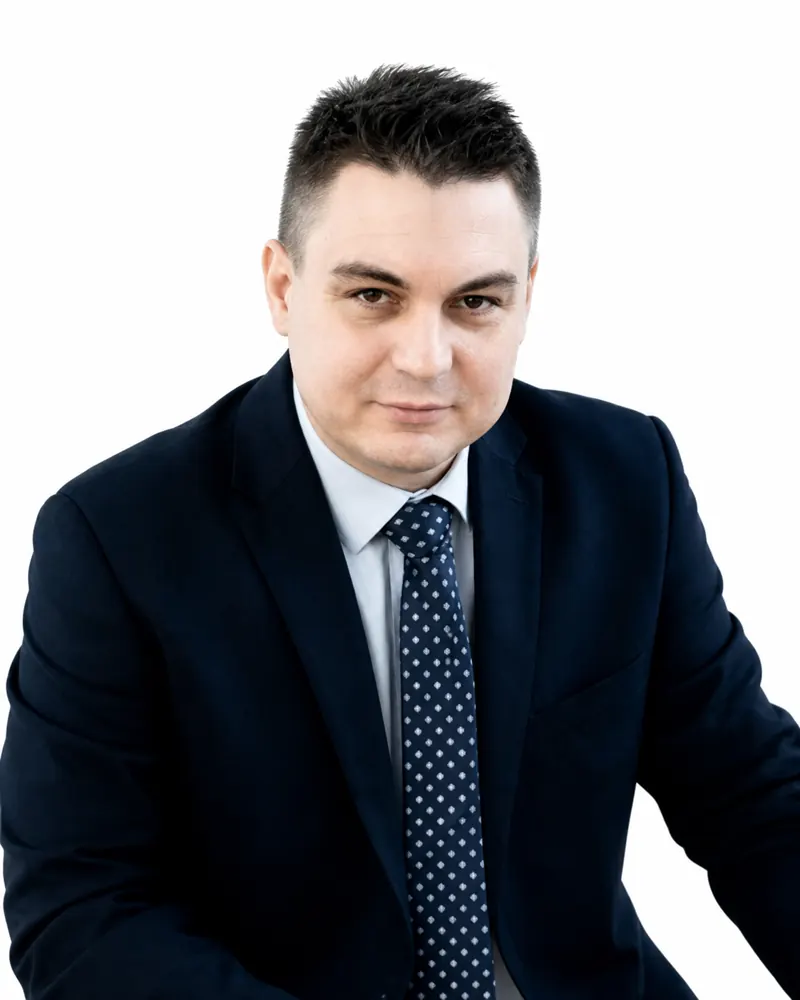 Damian Tokarski - ekspert kredytowy
